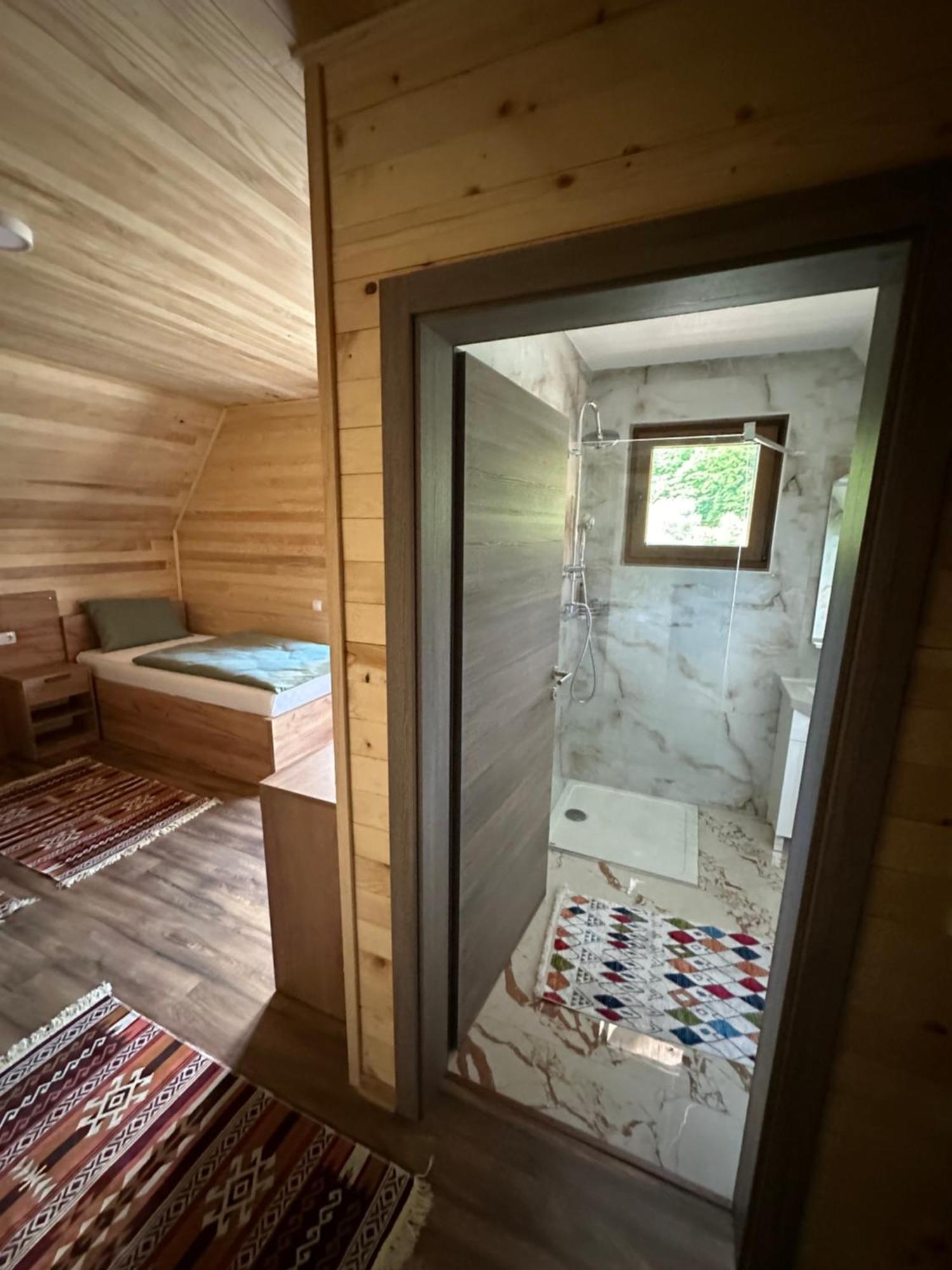 Bungalow House - 5 Rooms Zolaci Esterno foto